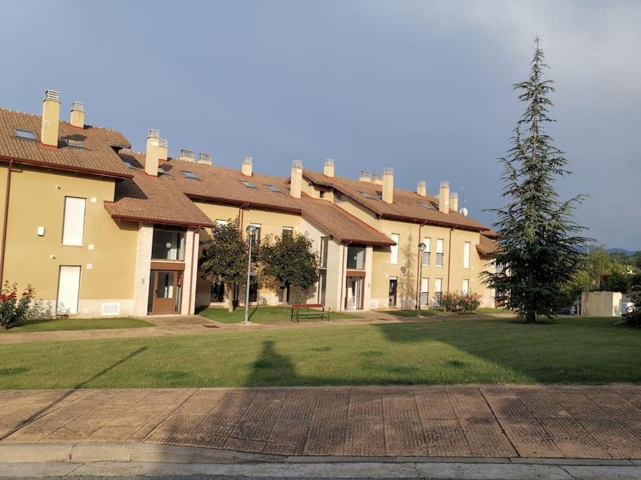 Estancia Con Jardin Entre Golf Y Monte - Cerca Logrono Sojuela Εξωτερικό φωτογραφία